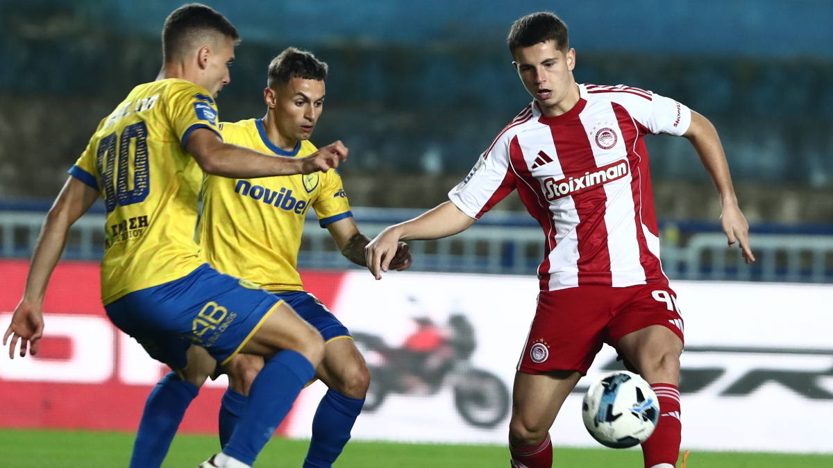 Μουζακίτης: «Τέτοια παιχνίδια θα σου δώσουν πρωταθλήματα, μεγάλη τιμή να μιλά για μένα ο Αλόνσο»