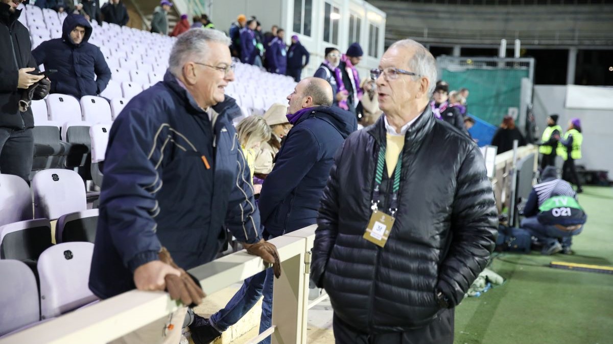 Νικολάου στην ΕΡΤ: «Ήταν περισσότερο Νέα Φιλαδέλφεια παρά Φλωρεντία, οφείλουμε το γήπεδο στον Μελισσανίδη» (vids)