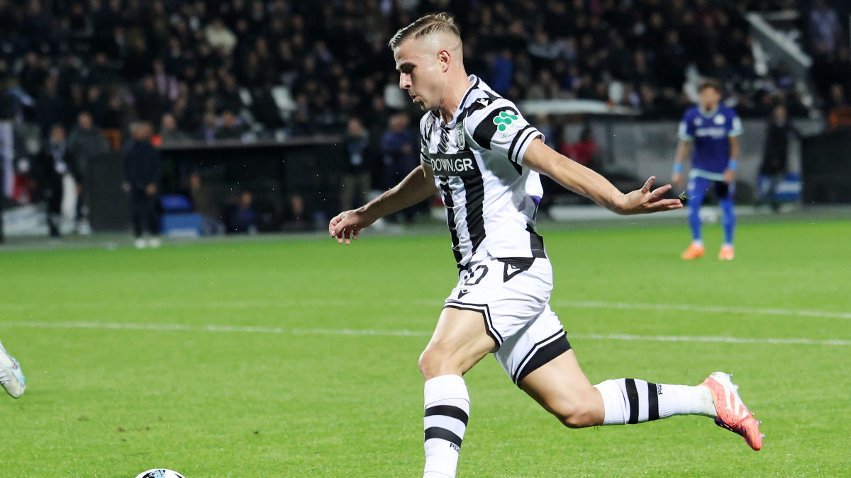 Πέλκας: «Ελπίζω να γίνουν 230 οι νίκες του Λουτσέσκου, ο Τάισον αποτελεί παράδειγμα για εμένα»