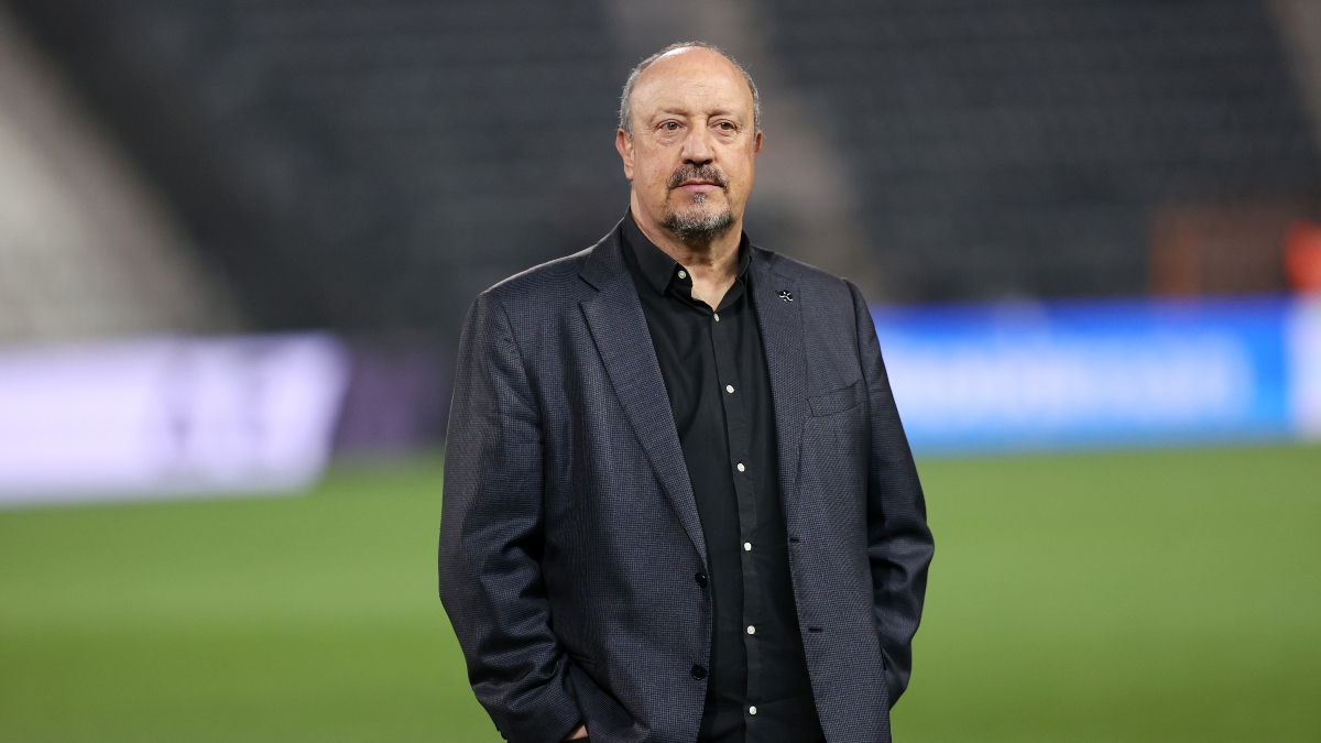 Μπενίτεθ: «Δεν είναι εύκολο να καλύψουμε το κενό, η διοίκηση θα βοηθήσει να κάνουμε το καλύτερο τον Ιανουάριο»