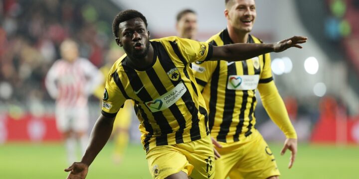 Κοϊτά και Μαρίν υποψήφιοι για το γκολ της αγωνιστικής στο Conference League (vid)