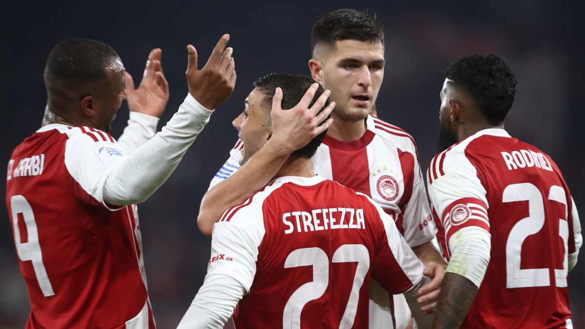 Ο Ολυμπιακός παίζει το τελευταίο του χαρτί στην Αστάνα