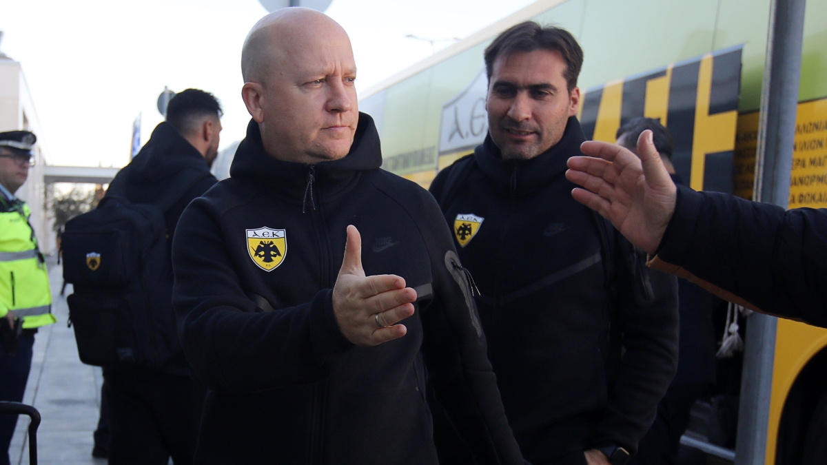 Με Κουτέσα αλλά χωρίς Ζίνι πέταξε για Σαμψούντα η ΑΕΚ