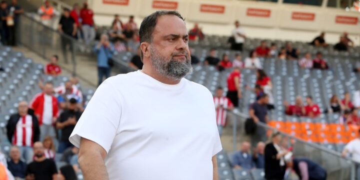 “Έφυγε” από τη ζωή η μητέρα του Βαγγέλη Μαρινάκη