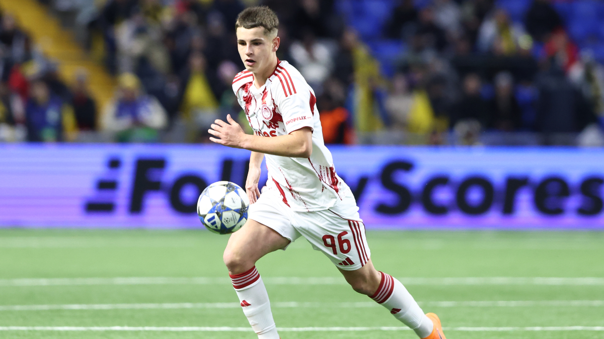 Μουζακίτης: «Πρέπει να κάνουμε ακόμα δύο νίκες, είμαστε οι πρώτοι που πιστεύουμε στην πρόκριση»