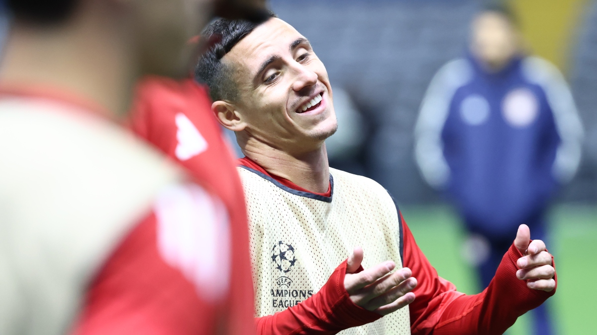 Με τον Ολυμπιακό στην Αστάνα το ertsports: Το ρεπορτάζ του Μπάμπη Παπάζογλου (vid)