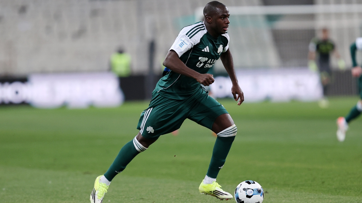 Τεττέη: «Με βοήθησε πολύ ο Μπενίτεθ»