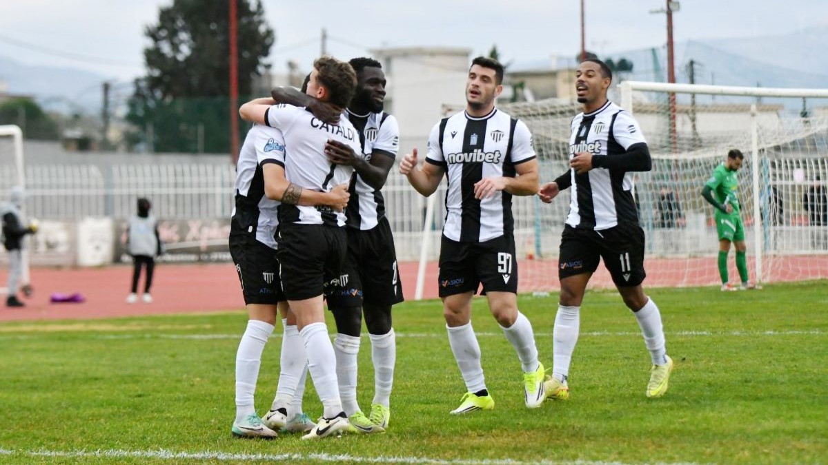 Συνεχίζει ακάθεκτη η Καλαμάτα, νέα απώλεια για τον Πανιώνιο