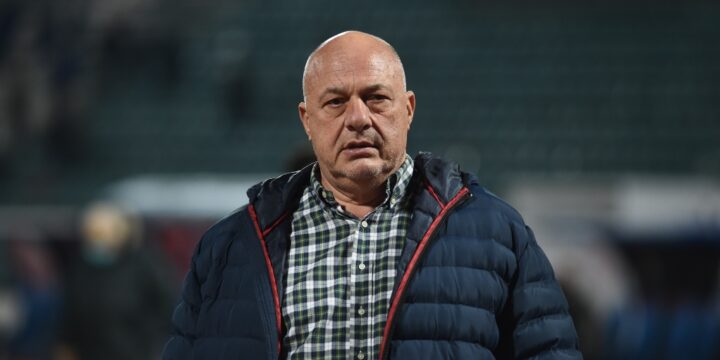 Ο Μπέος επέβαλε πρόστιμο στους παίκτες του Βόλου