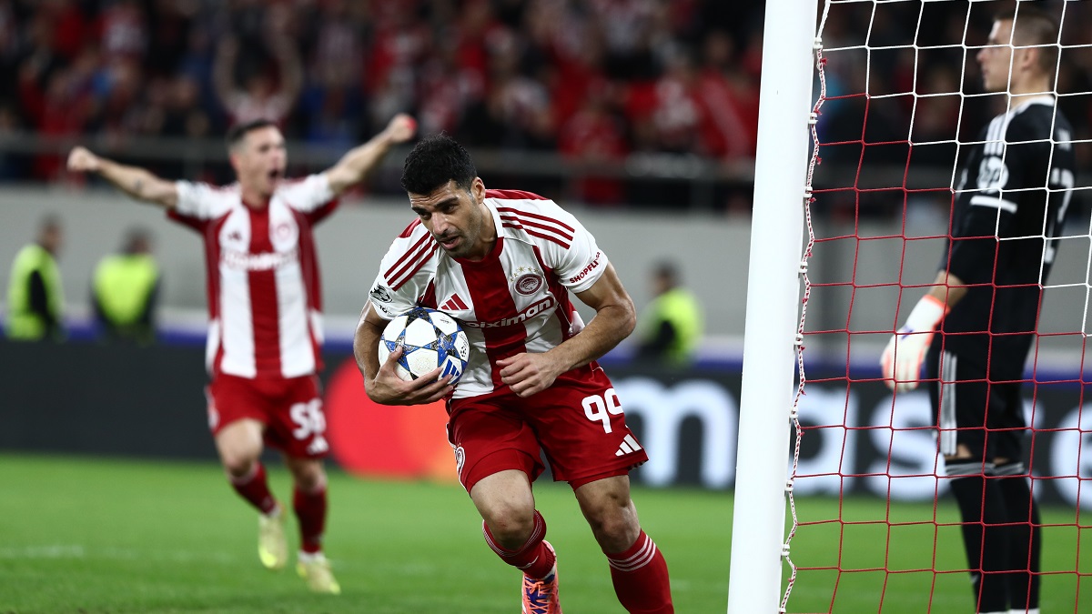 Τα δίνει όλα για την πρόκριση ο Ολυμπιακός απέναντι στη Λεβερκούζεν