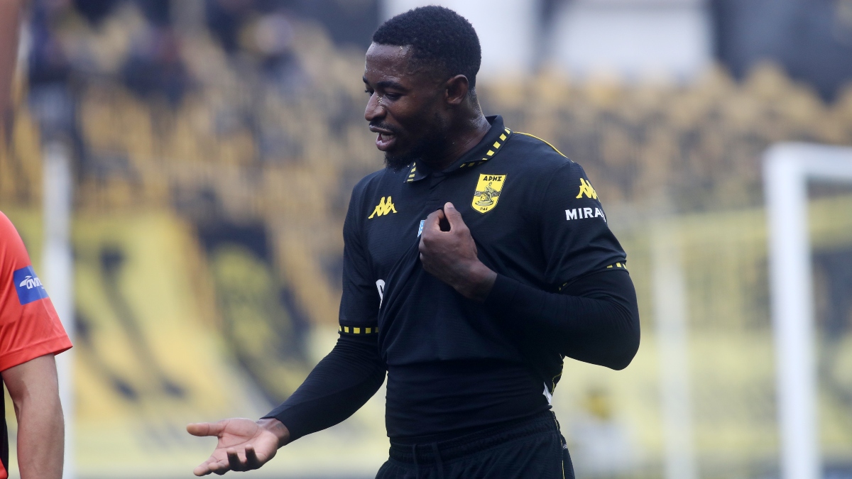 Άρης: Απρόοπτο με Χόνγκλα