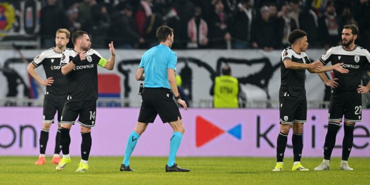 Πάλεψε με δέκα ο ΠΑΟΚ στη Γαλλία, αλλά λύγισε στο φινάλε