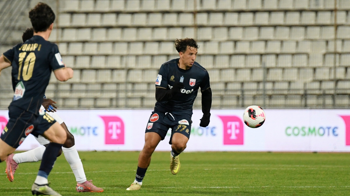 Παρελθόν από τον Βόλο ο Ασεχνούν