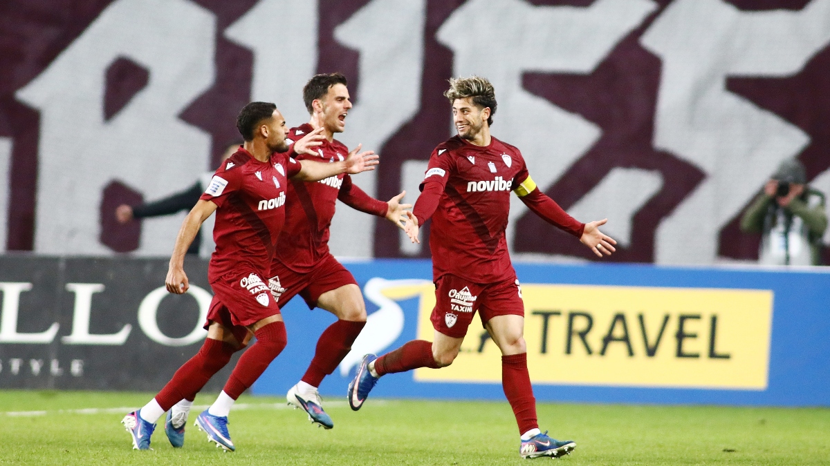 ΑΕΛ χιλίων αγώνων 