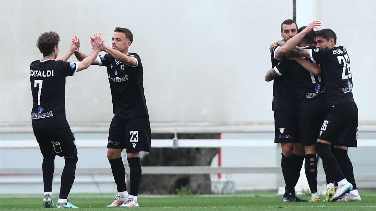 Η Καλαμάτα νίκησε την Μαρκό και κοιτάζει… Super League, έχασε έδαφος το Αιγάλεω για την “σωτηρία”