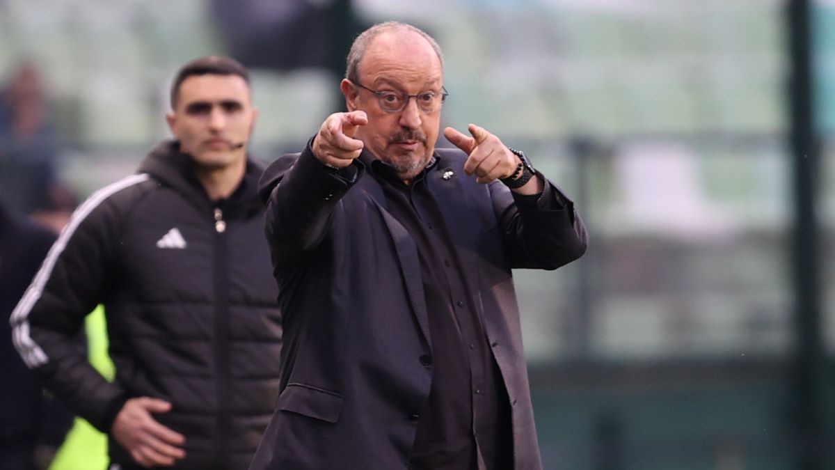 Μπενίτεθ: «Είμαι ικανοποιημένος από την απόδοση των παικτών και την ατμόσφαιρα»