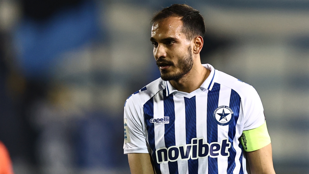 Έφτασε τα 100 παιχνίδια στην Super League ο Σταυρόπουλος