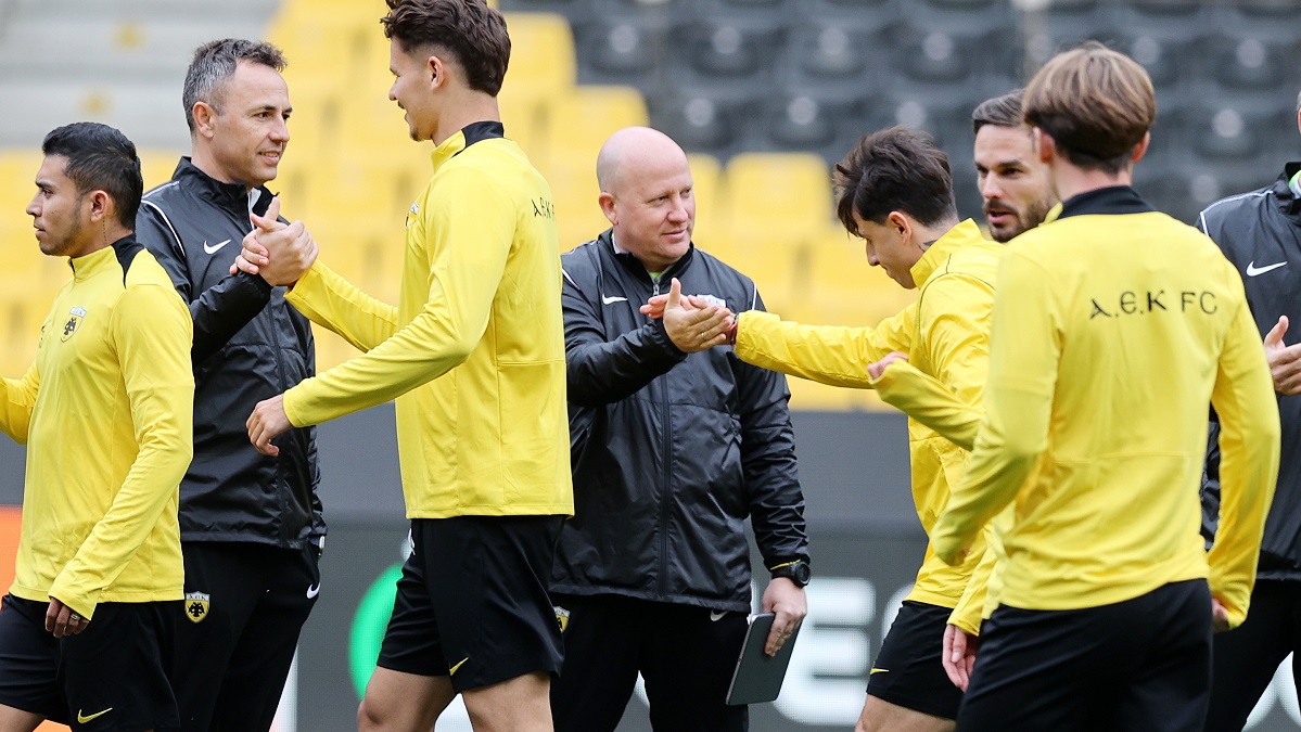 Η τελευταία προπόνηση της ΑΕΚ ενόψει Τσέλιε (vids)