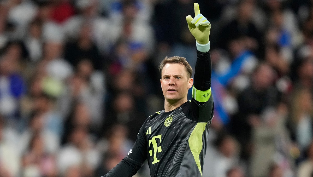 Ο Κομπανί αποθέωσε τον Νόιερ