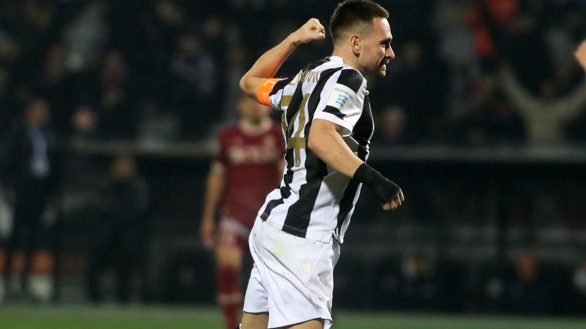 Ανεβάζει στροφές ο Ζίβκοβιτς, εκτός ο Ντεσπόντοφ