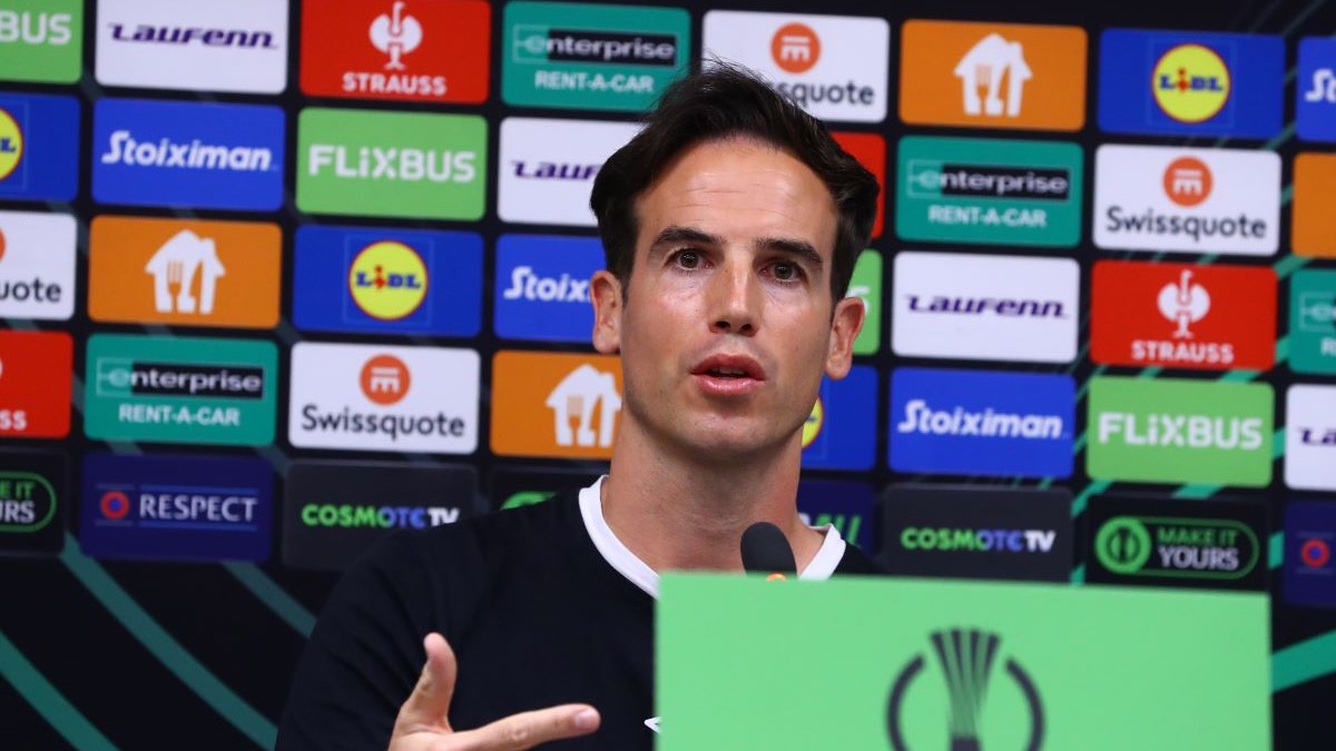 Ινίγκο Πέρεθ: «Ξέρουμε ότι η ΑΕΚ θα προσπαθήσει να ανατρέψει την κατάσταση με τον κόσμο της, εμείς θα παλέψουμε ως το τέλος»