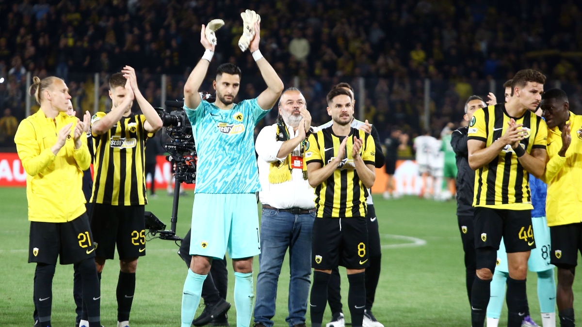 Η ΑΕΚ έπεσε μαχόμενη, χαρίζοντας ακόμα μια παράσταση στο κοινό της