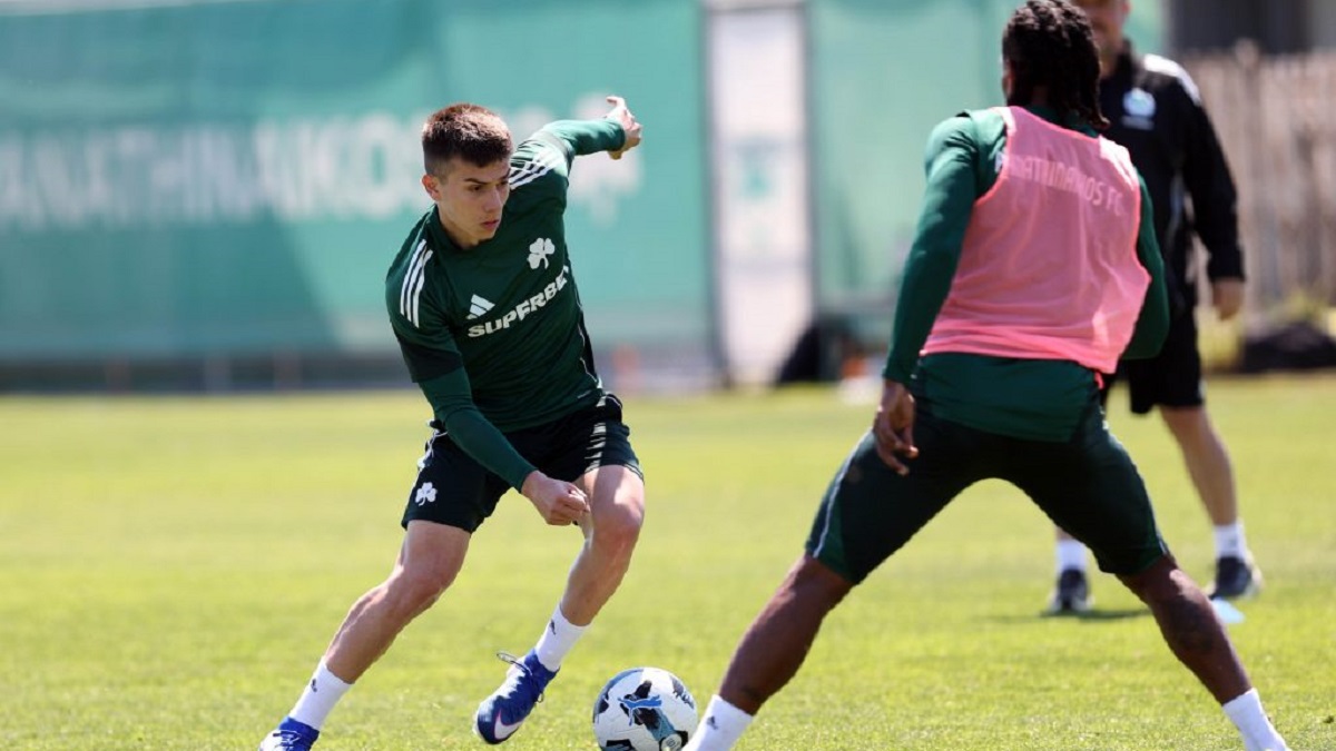 Αμετάβλητο το απουσιολόγιο του Μπενίτεθ