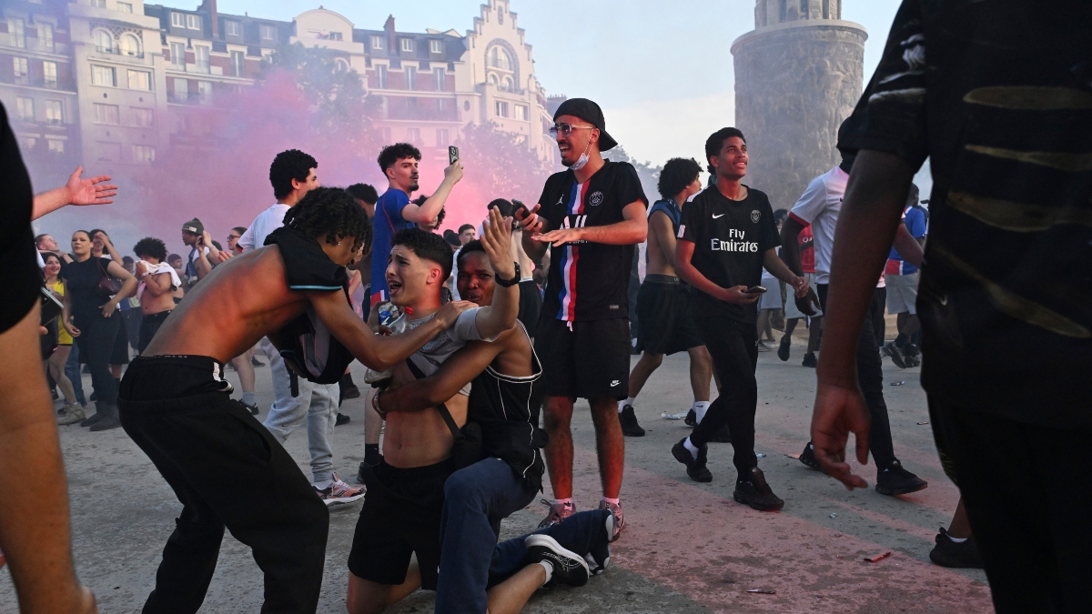 Σεισμός στο Παρίσι για την κατάκτηση του Champions League από την Παρί Σεν Ζερμέν (pictures / video)