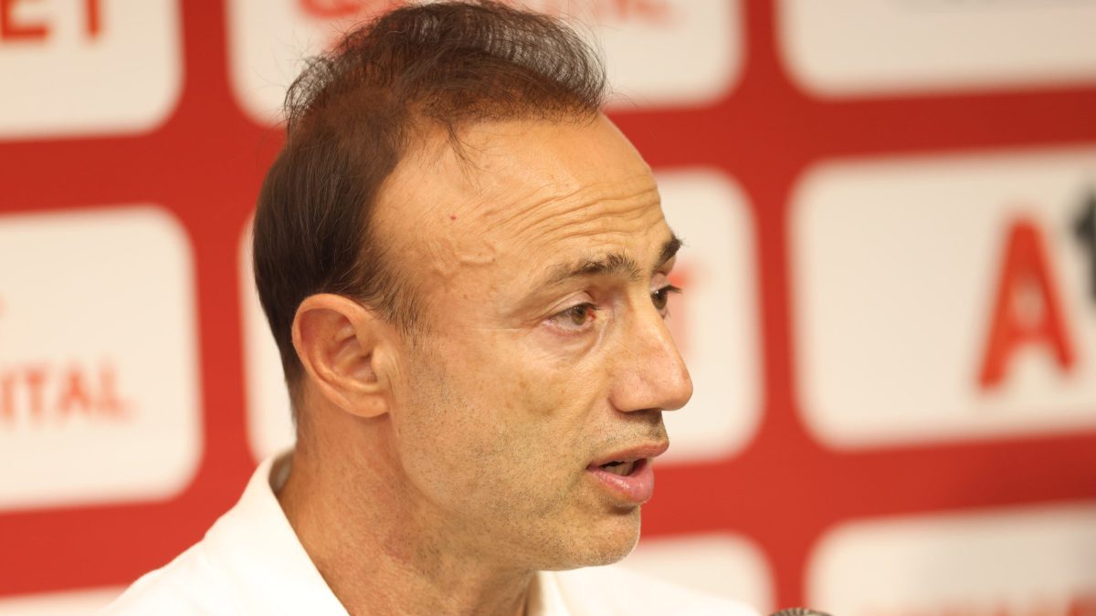 Κόντης: «Όταν έχεις ένα προβάδισμα 3-0, πρέπει να σκέφτεσαι ότι η ρεβάνς αρχίζει στο 0-0»