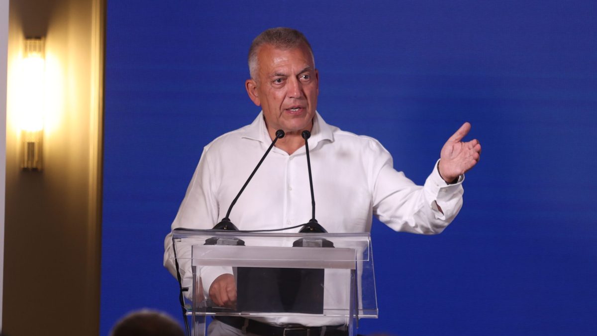 Βρούτσης: «Σταθερά βήματα αναβάθμισης για τη Super League 2»