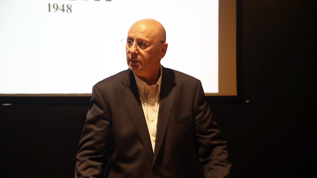 Μονεμβασιώτης: «Ζητούμε από τον κύριο Λανουά να κόψει από τους πίνακες τους σημερινούς διαιτητές»